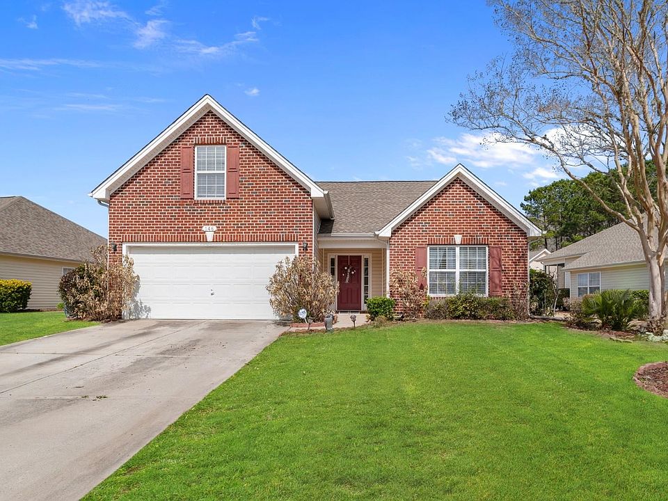 1st image of 146 Seville Dr.