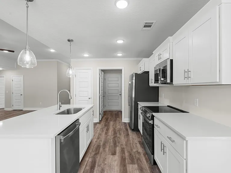 336 Latitude Ln — Photo 11
