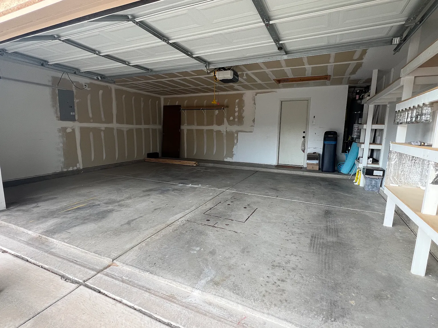 3 Bedroom/ 2 Bathroom home in Northern Meadows — Photo 2
