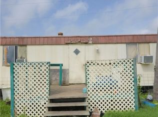 36 Old River Rd N #N, Palacios, TX 77465