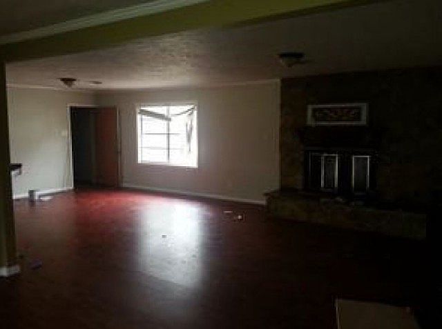 2nd image of 406 Bob Smith Rd