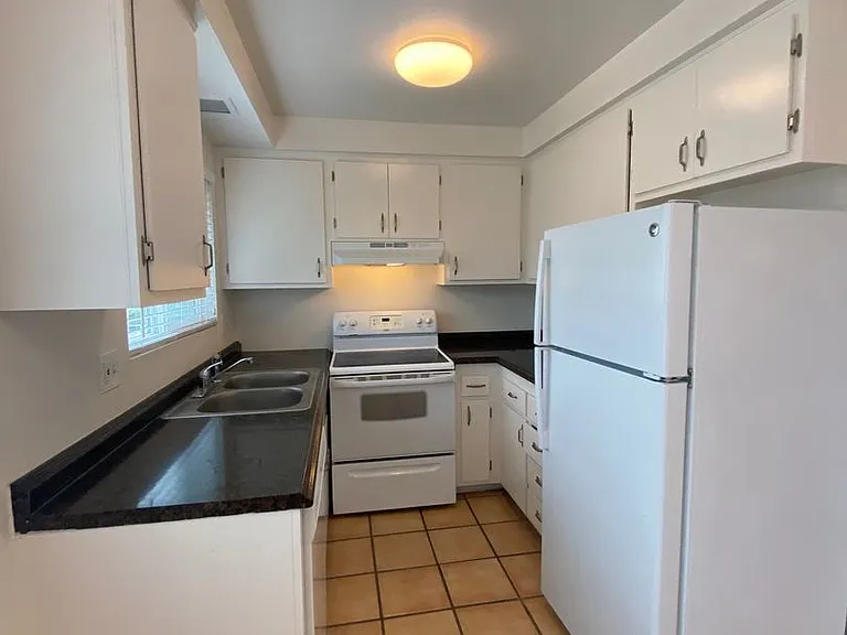 Barry Gellert (345 Mathilda Dr) — Photo 7