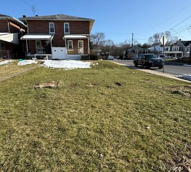 849 Chestnut St — Photo 22