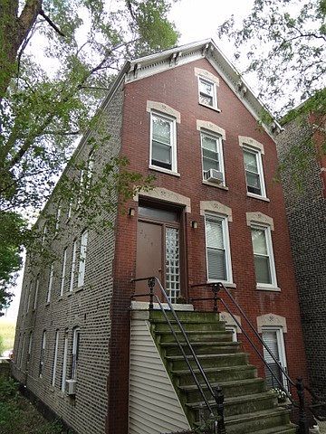 1st image of 2219 N Seeley Ave APT 3F