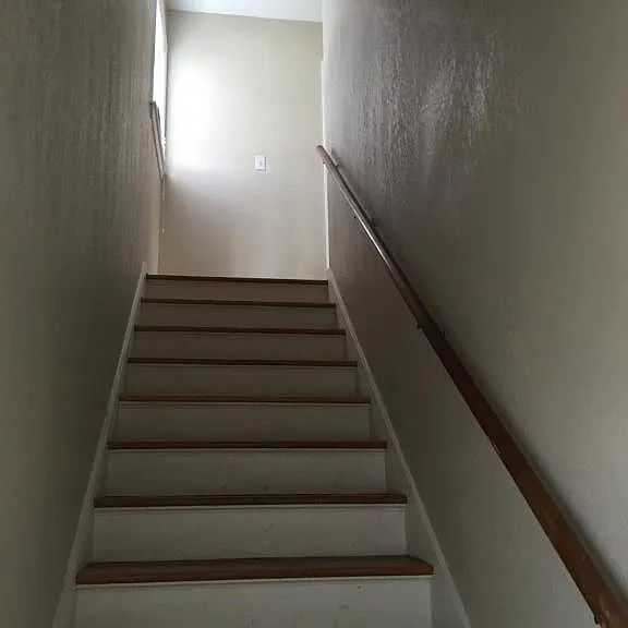 711 N College Ave #22 — Photo 2
