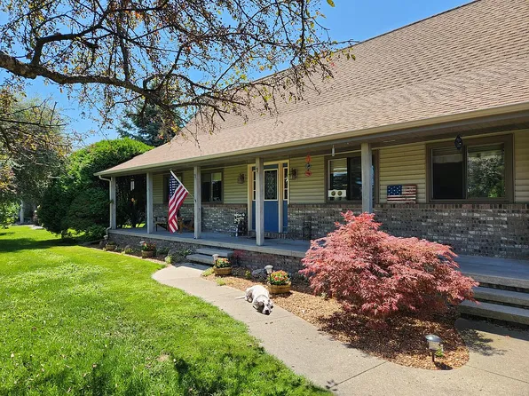 2258 Old Beaver Rd, Kawkawlin, MI 48631