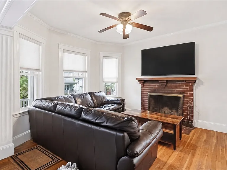 48 Spruce St #1 — Photo 6