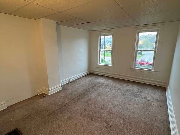 4th image of 408-410 Monongahela Ave