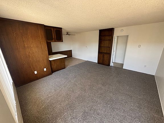 2nd image of 4178 Kansas St #4