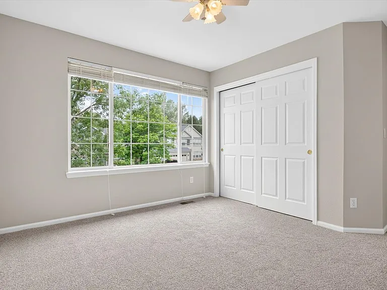 11572 Pine Hill St — Photo 34