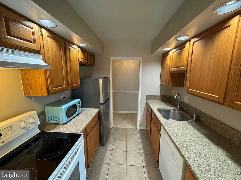 7597 Gales Ct #204 — Photo 11