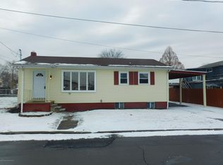 122 Montgomery St, Moosic, PA 18507