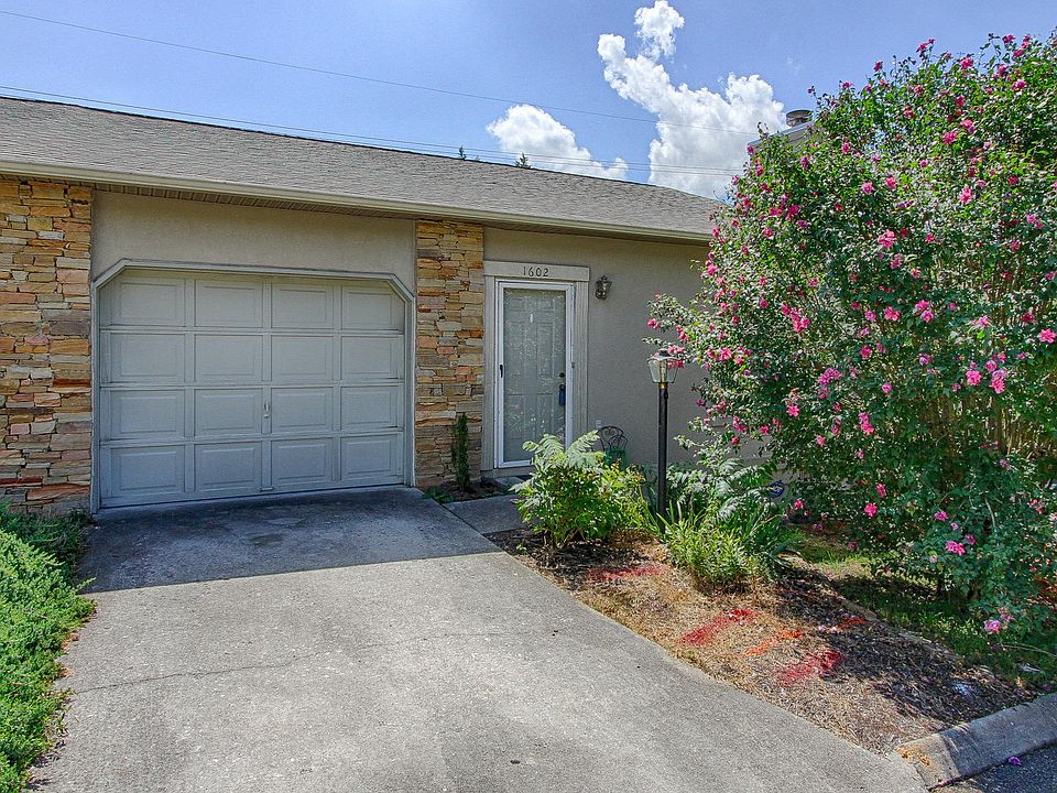 1st image of 1602 Stone Hedge Dr