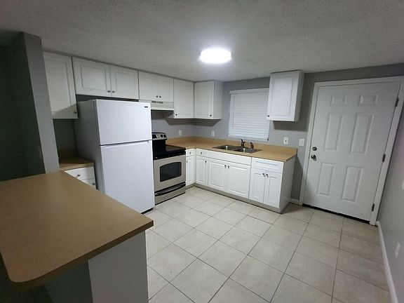 2nd image of 11720 N 14th St #11724-104