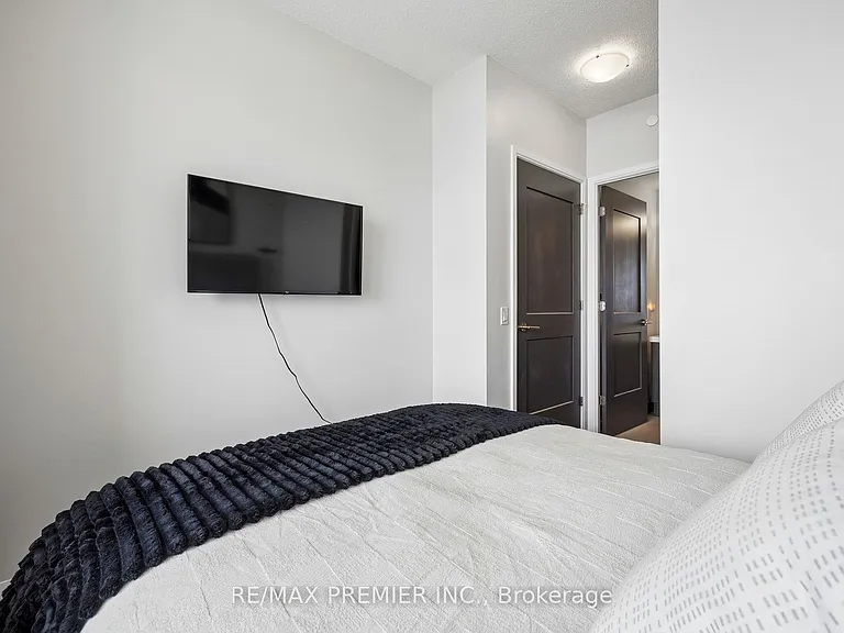 7895 Jane St #1717 — Photo 39
