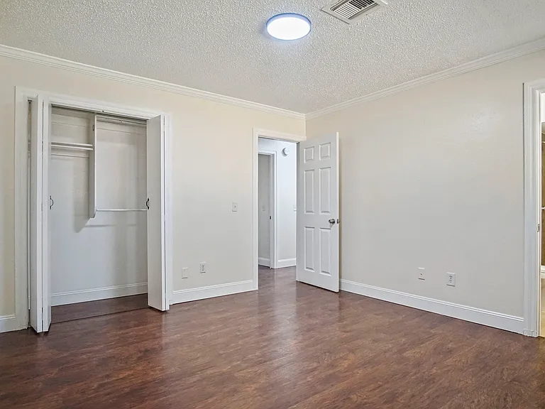 625 Hawthorne Pl — Photo 28