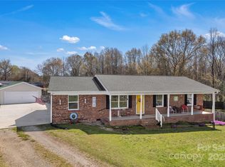 109 Connor Ct, Kings Mountain, NC 28086