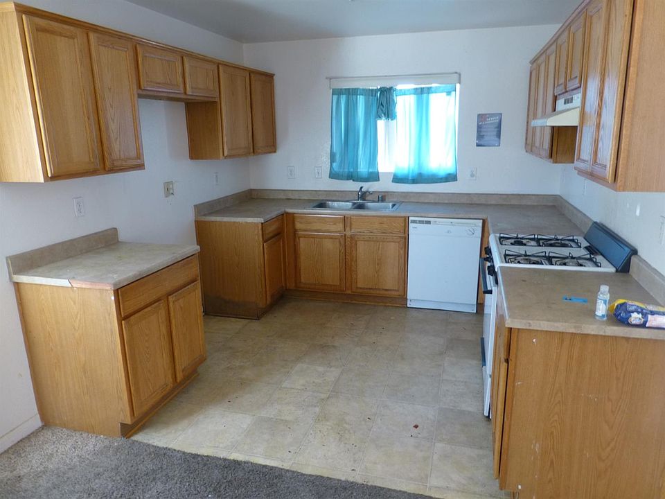 2nd image of 25042 Camino Del Sol
