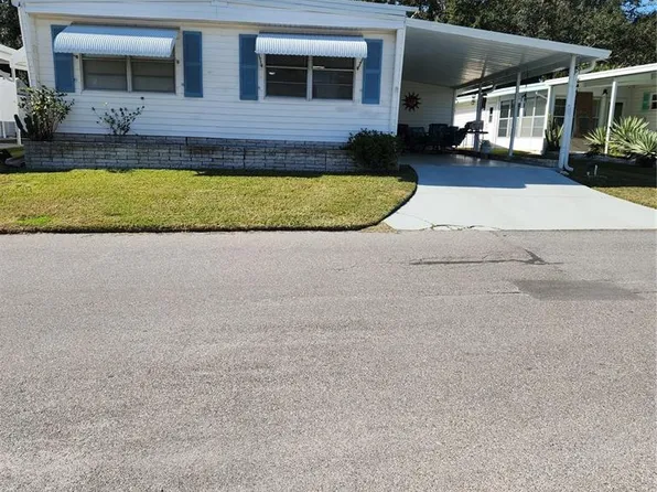 7 Cocos Plumosa Dr #A, Eustis, FL 32726
