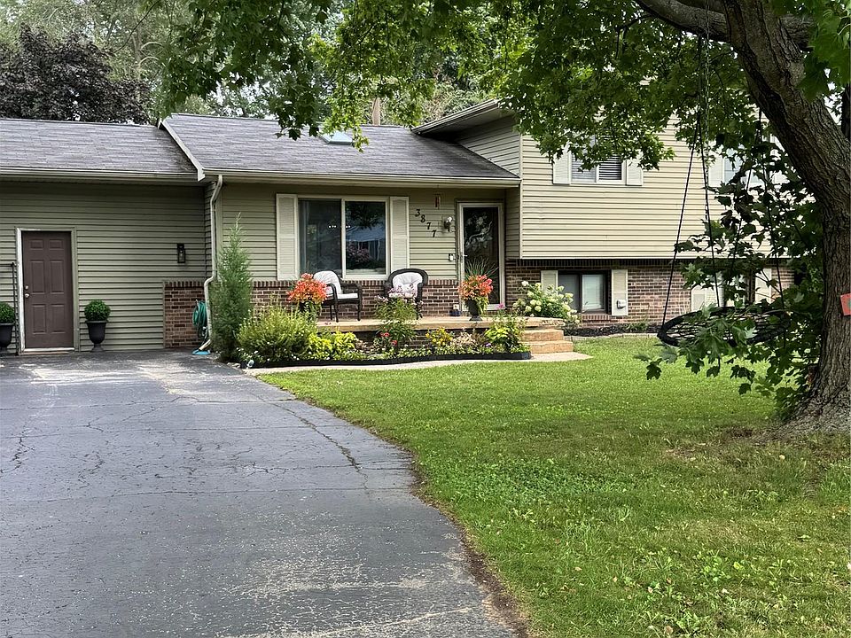 3877 Westlyn Dr, photo 3