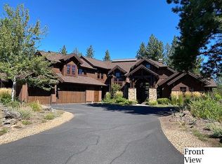 61534 Hosmer Lake Dr, Bend, OR 97702