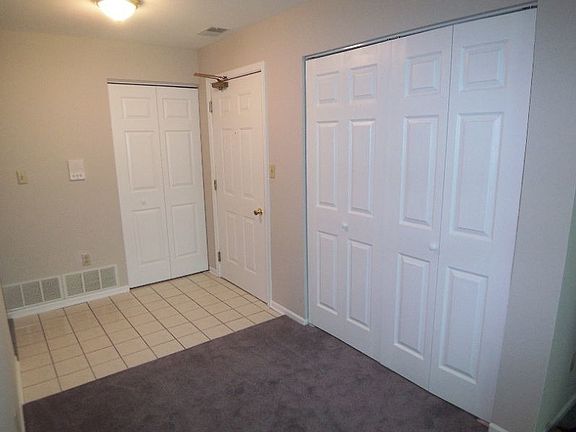 Spacious entry foyer