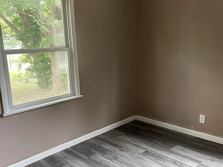 4331 N Frankfort Pl — Photo 12