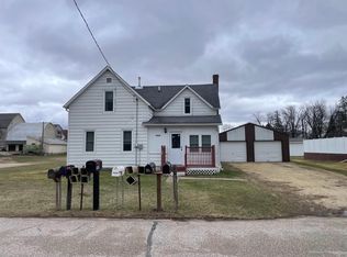 35482 4th St, Independence, WI 54747