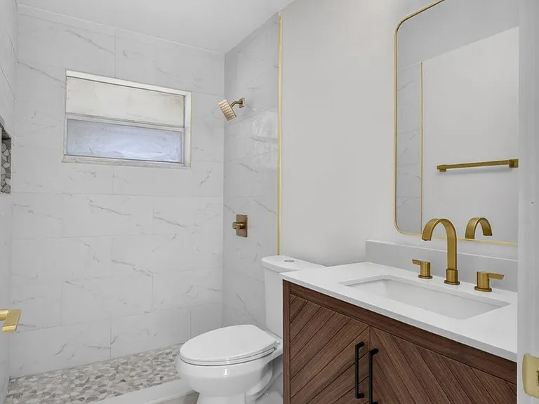 3943 Roan Ct W — Photo 22
