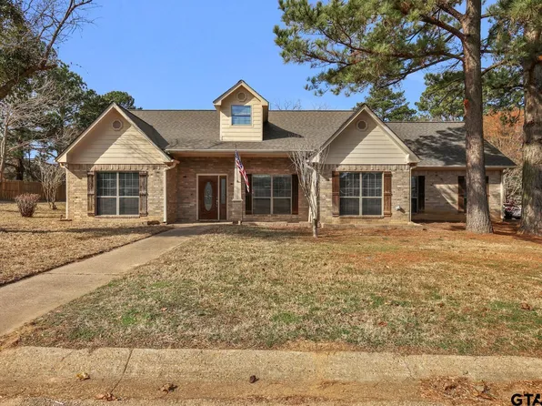 303 Brandon St, Overton, TX 75789