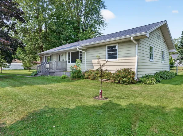 425 S 4th Street, Barron, WI 54812