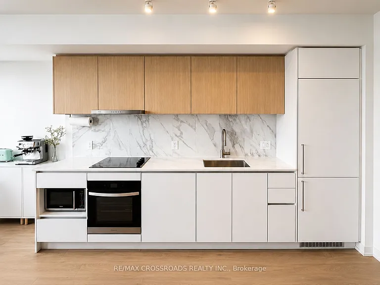 1100 Sheppard Ave W #929 — Photo 8