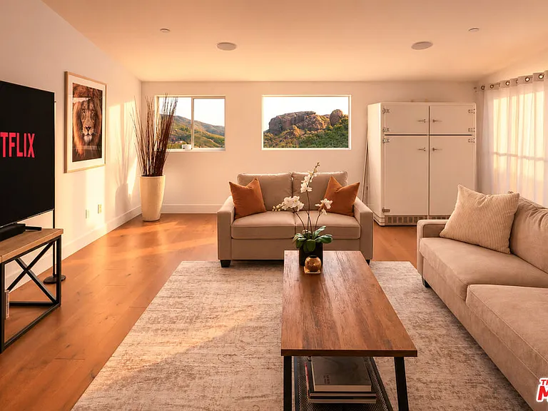 32194 Mulholland Hwy — Photo 20