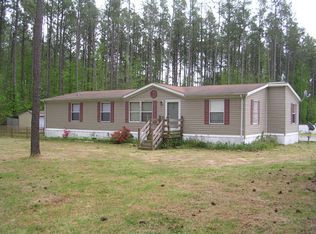 27 Red Maple Trl, Cobbs Creek, VA 23035