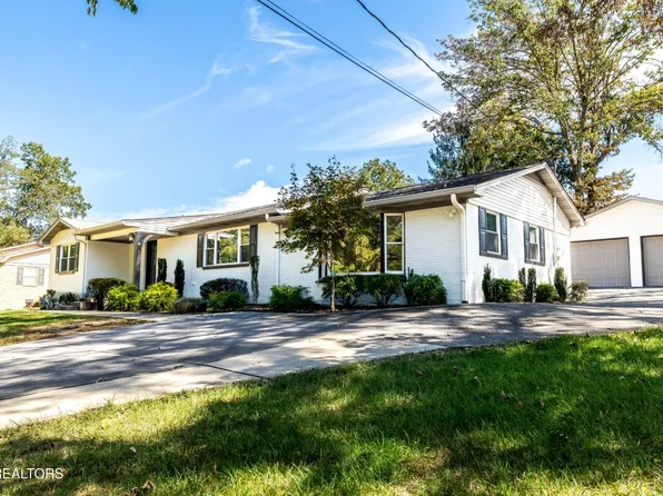 2954 Marvin Cir, Maryville, TN 37803