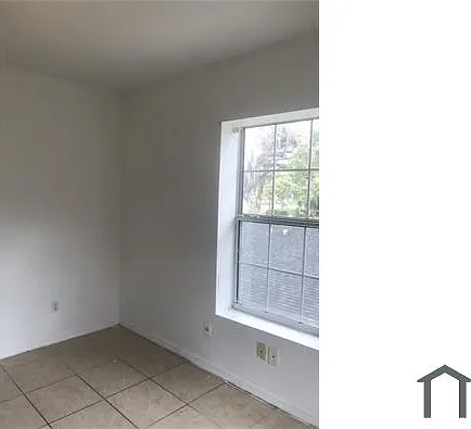 808 S Locust Ave — Photo 10