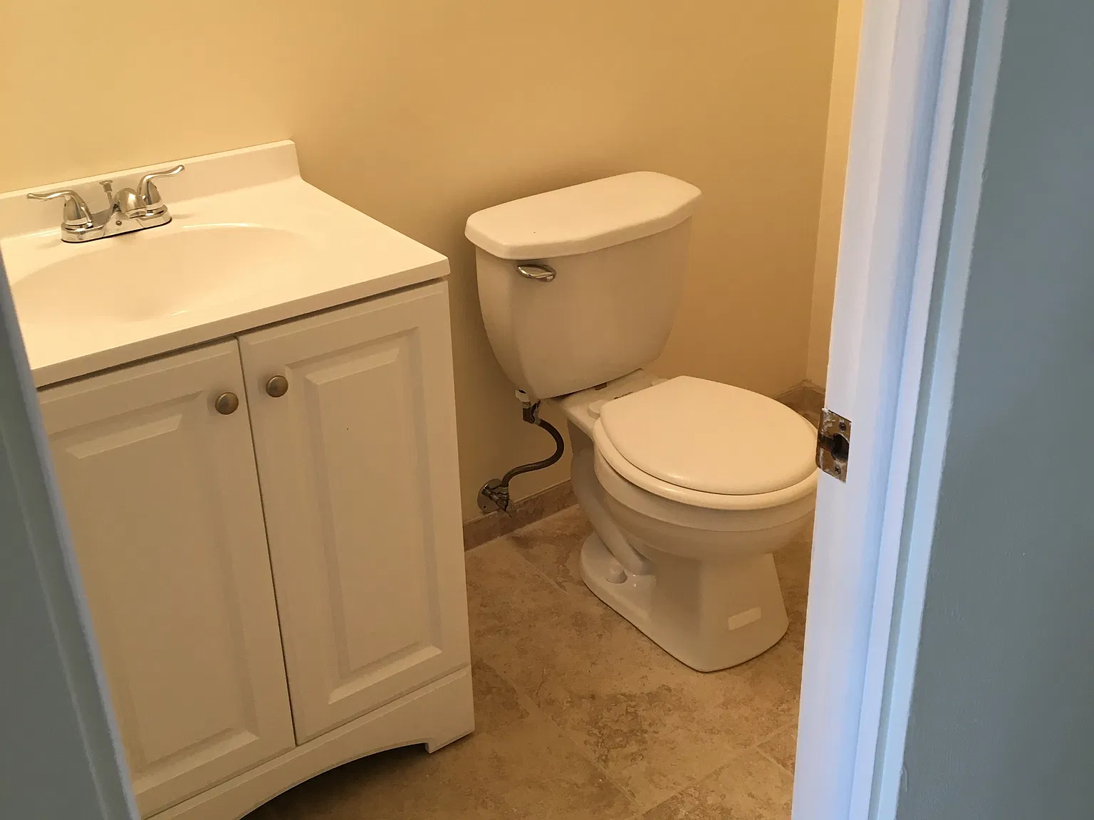3 bed, 1.5 bath, 1200 sqft, $1,500 — Photo 2