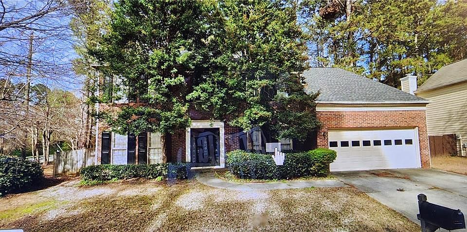1st image of 1010 Barrington Landing Ct