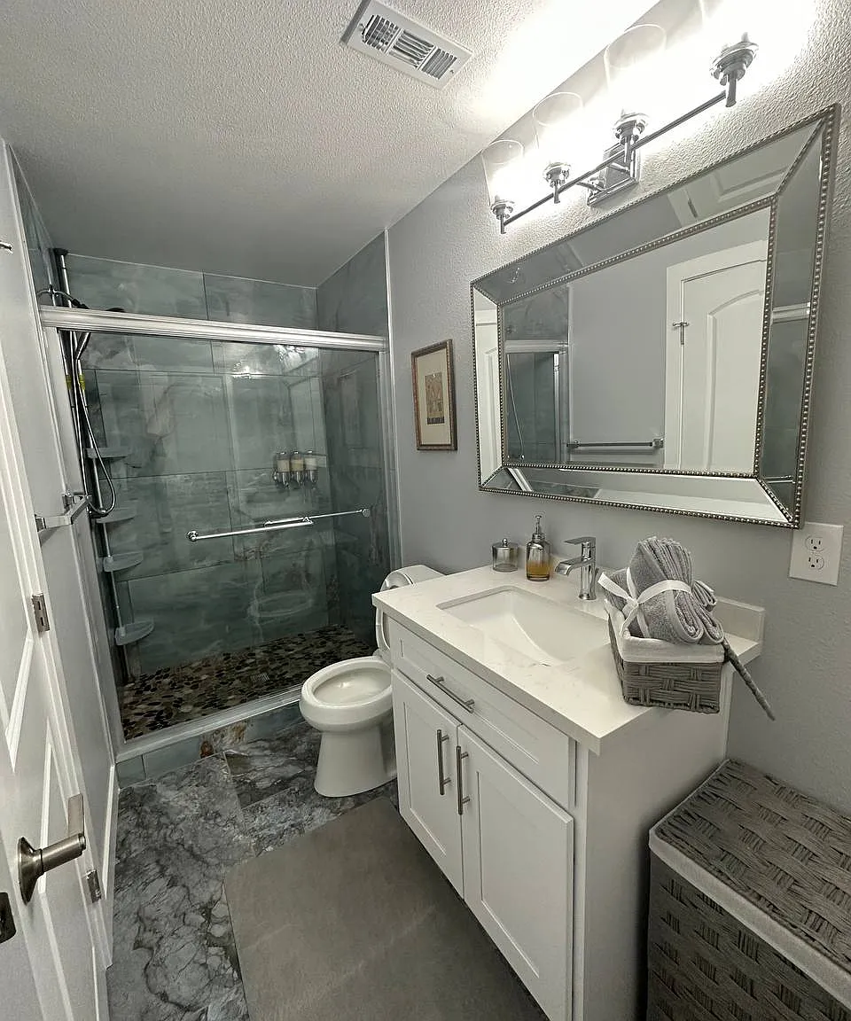 3 bed, 1860 sqft, $4,200 — Photo 2