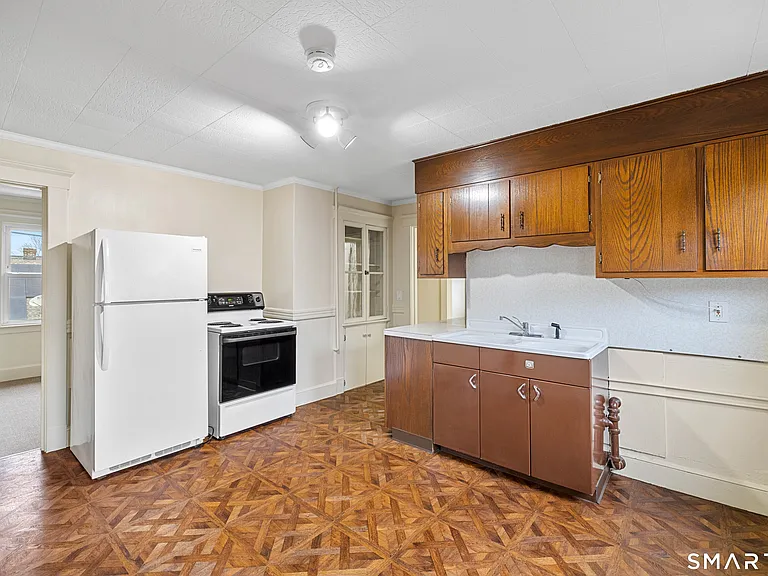 1857 State St #3 — Photo 7
