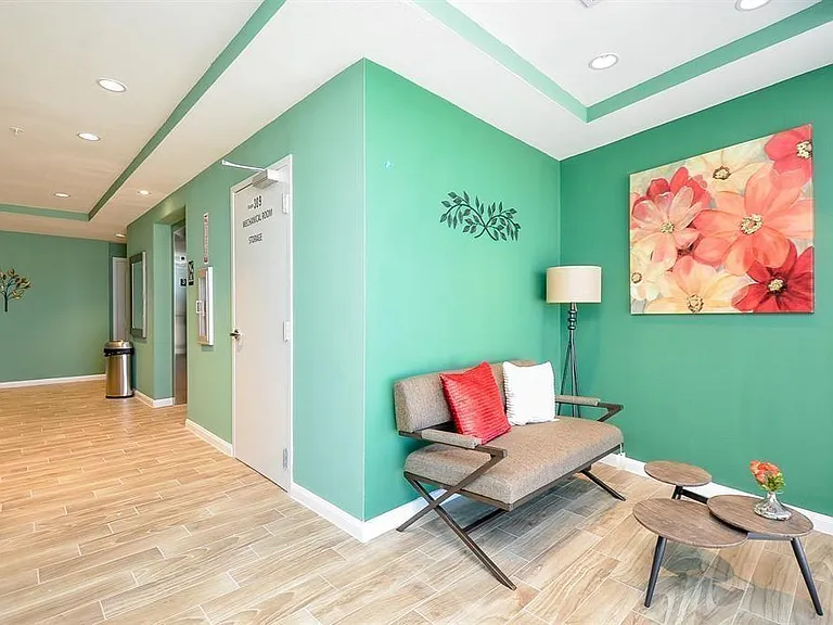 1207 Grand West Blvd #1G — Photo 18