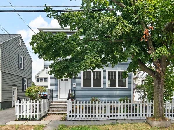 57 Yale St #57, Medford, MA 02155