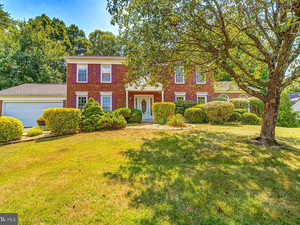 1st image of 9607 Lake Mist Ct