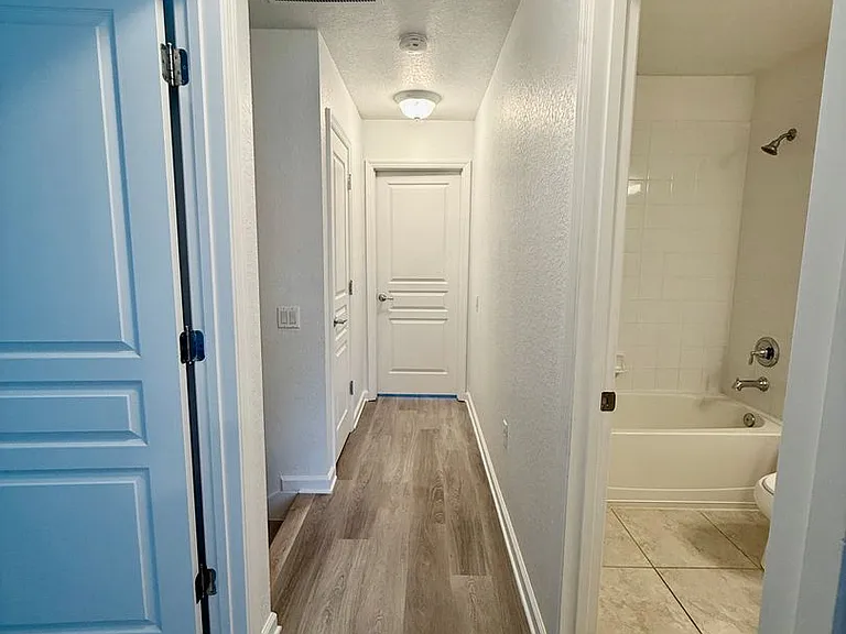 12722 Salomon Cove Dr — Photo 13