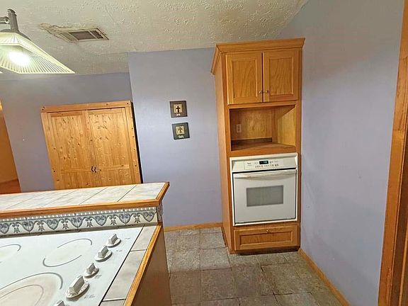 4th image of 6099 County Road 302