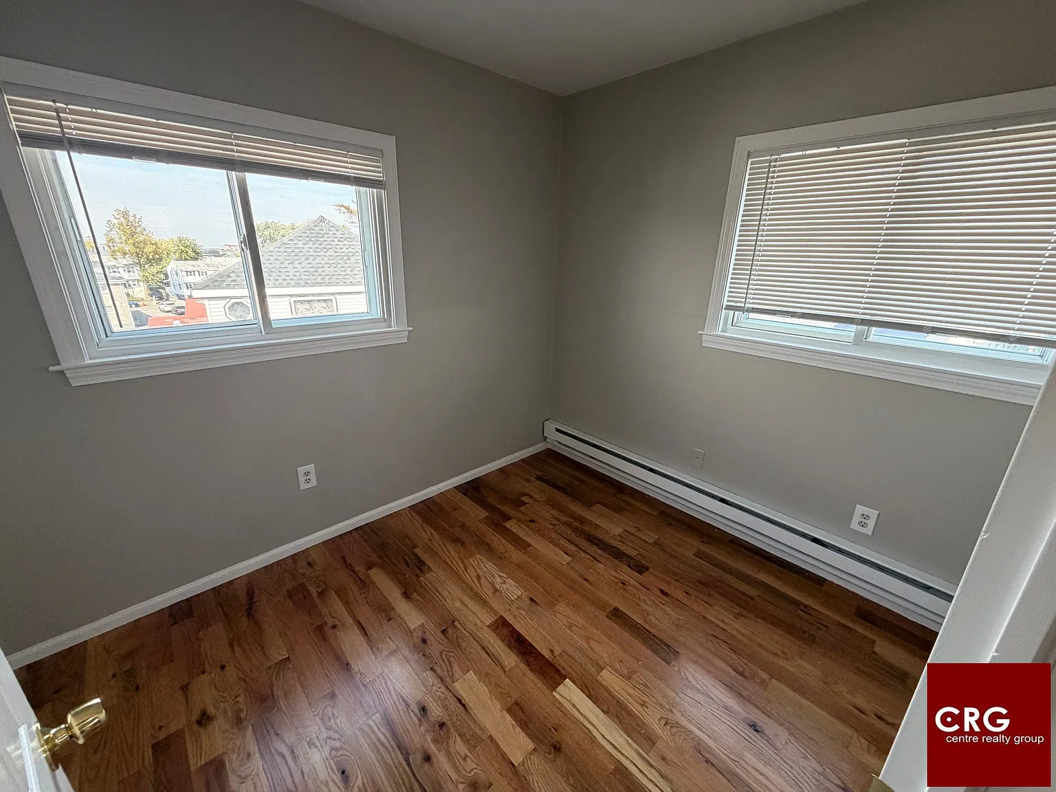 2 bed, 1.0 bath, $2,100 — Photo 4