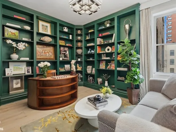 37 West 93rd Street image 5 of 10