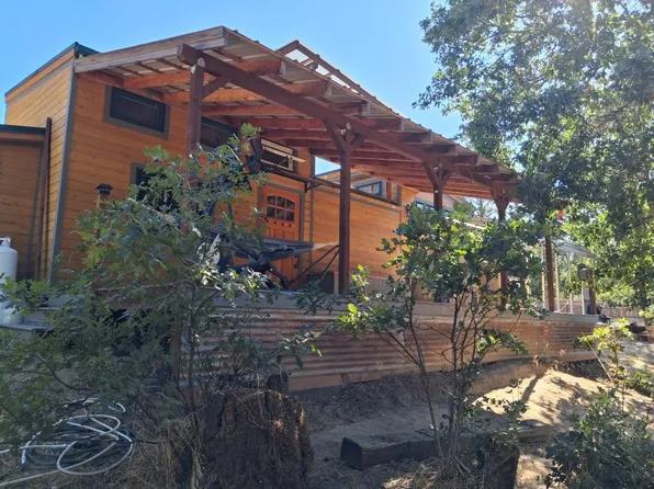 1965 Hugo Rd, Merlin, OR 97532