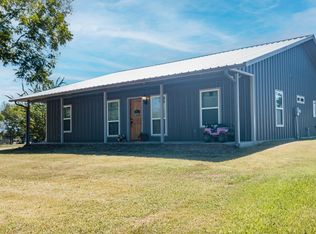 393 County Road 15300, Deport, TX 75435