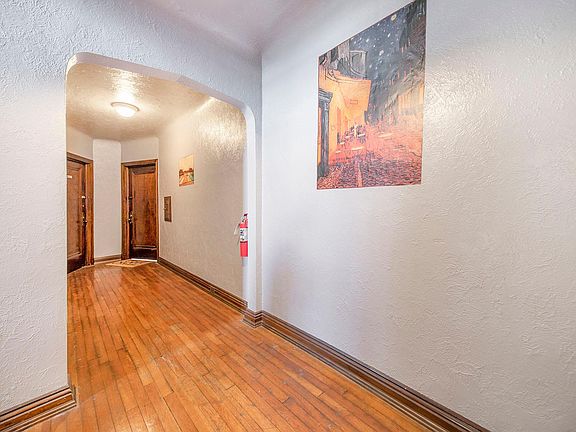 4th image of 226 Withington St APT 5